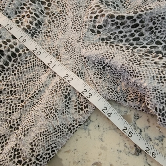 Chico’s 3 Black White Faux Snakeskin Cropped‎ Jacket - Picture 6 of 8